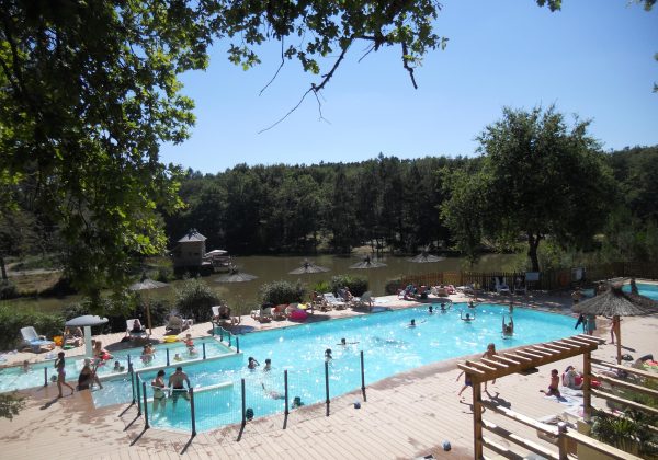 Camping Sites et Paysages Domaine de L’etang de Bazange