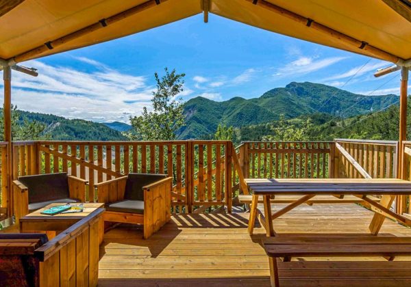 Camping Flower Le Clot du Jay