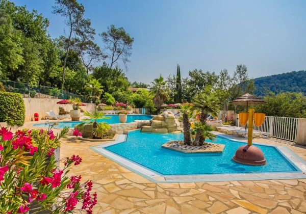 Camping Sites et Paysages Les Pinèdes