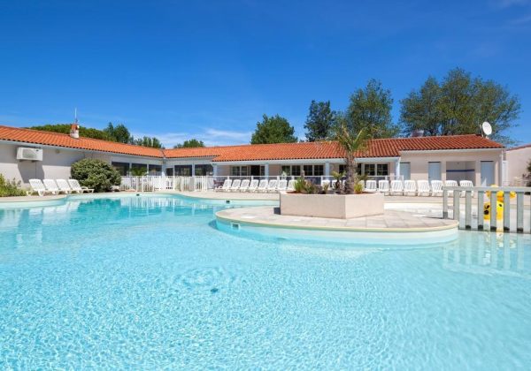 Camping Au Port Punay