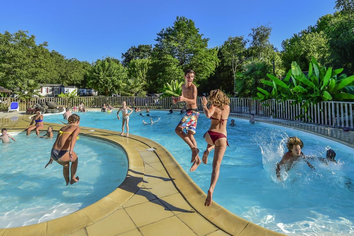 Camping La Riviere