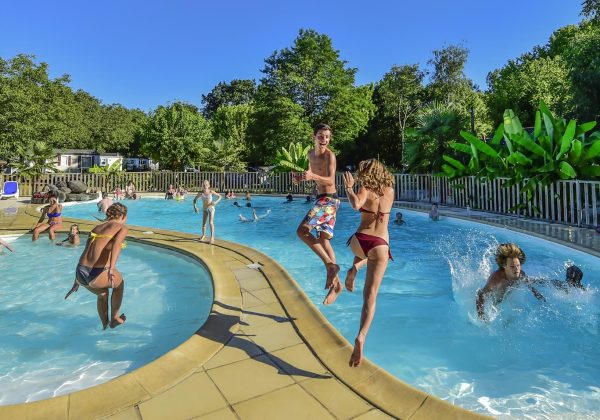 Camping La Riviere