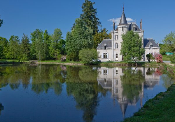 Camping Les Castels Château de Poinsouze