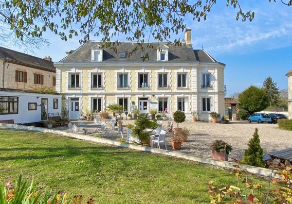 Camping Château de Bouafles