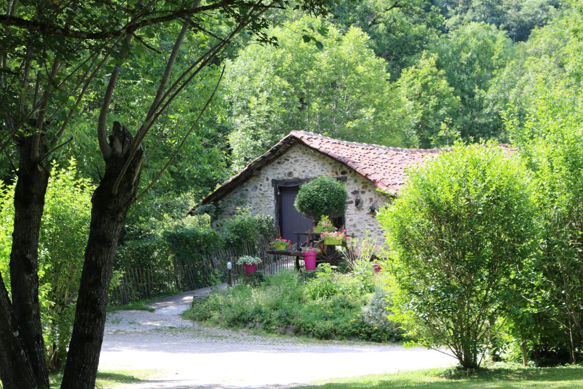 Camping Sites et Paysages Moulin de Chaules