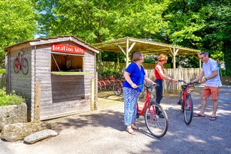 Services et hébergements Camping La Bretèche