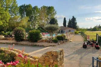 Piscine chauffée Camping L'Oasis du Verdon — 2